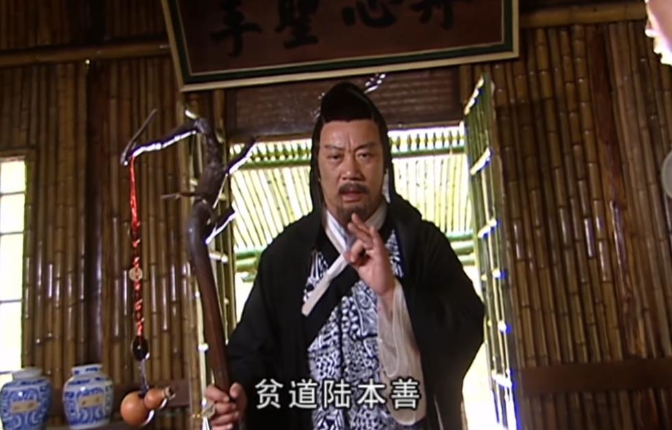 先纠缠,后绑架,一部《阿宝》揭开了无数人曾深陷的“爱情误区”