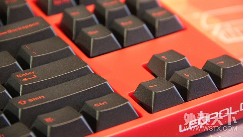 利奥波德:许你粉黛红霞醉梦人家