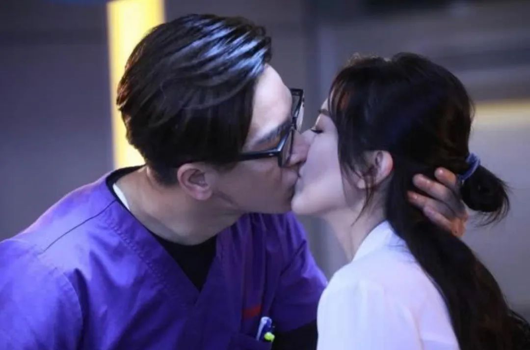 马国明喜欢唐诗咏吗真相,马国明唐诗咏恋情曝光