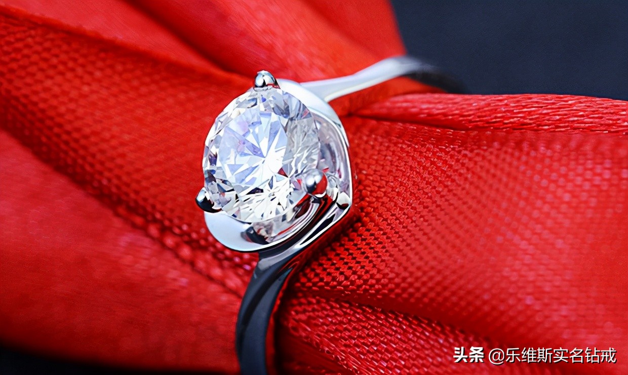 中秋送戒指,一枚高品质30分钻戒多少钱