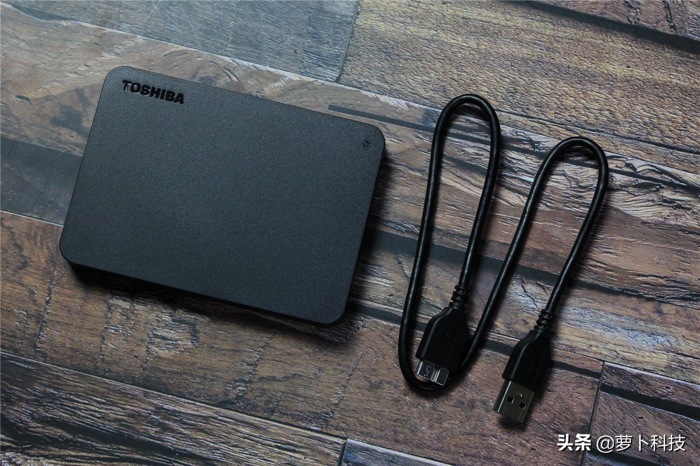 东芝移动硬盘a3和slim哪个好,东芝a3移动硬盘为啥那么便宜