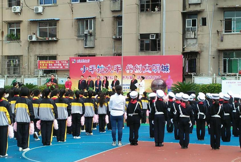 上饶人赤膊上街结果会咋样？这七类行为城管盯牢你