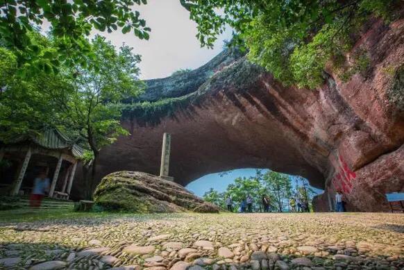 观棋烂柯成语故事,成语和烂柯有关的