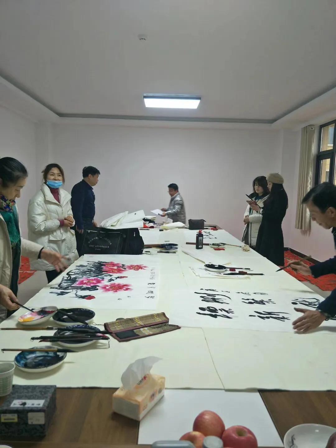 文化产业激发经济发展新活力,文化促进科技发展