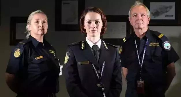 去澳洲过安检背假包会被抓吗,海外旅游买包过关被税