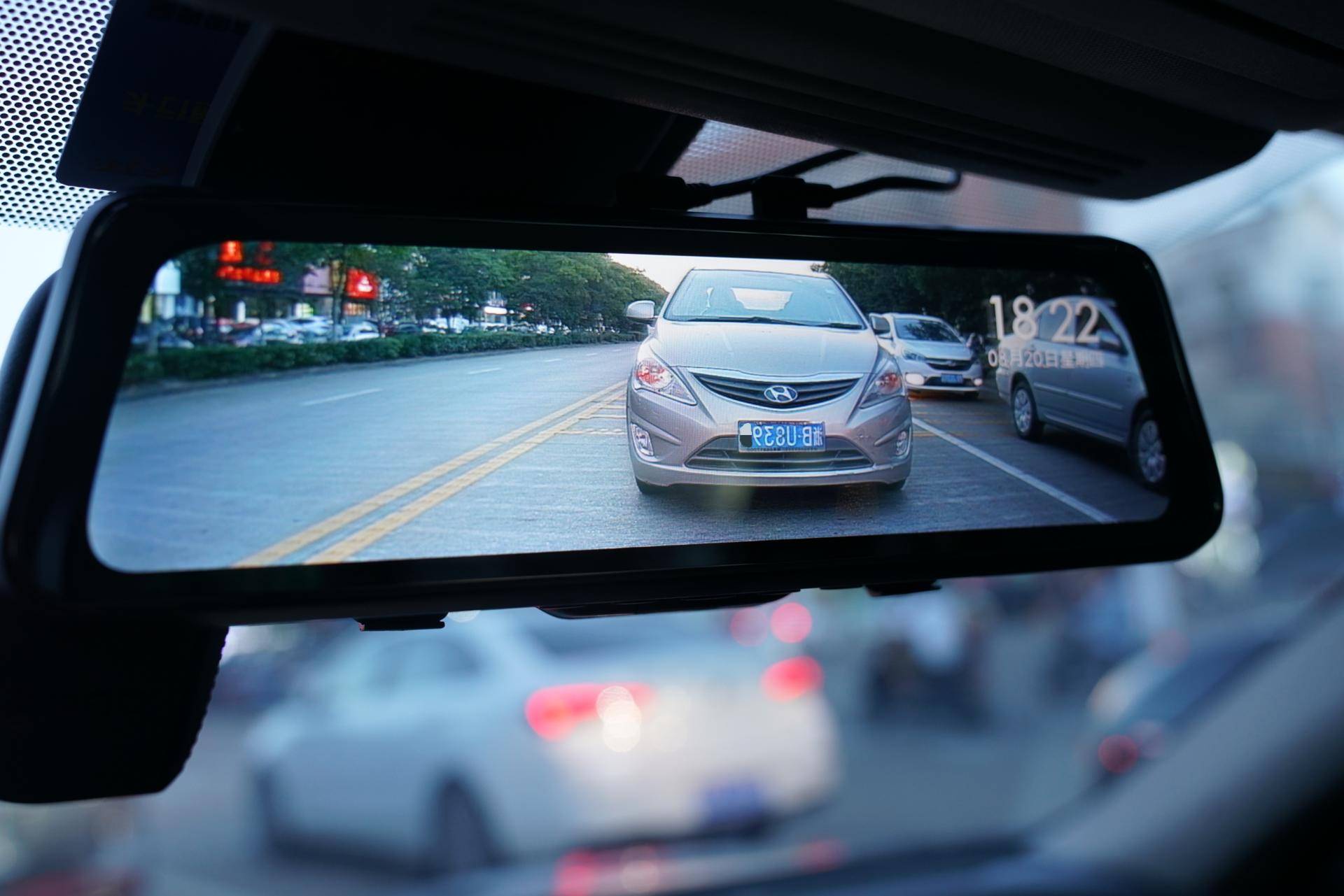 双录流媒体记录仪,流媒体行车记录仪对电瓶有伤害吗