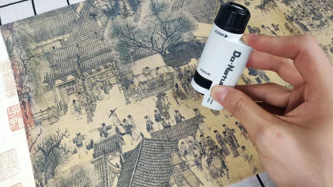 显微镜最大可以放大5000倍,只能放大1200倍的显微镜