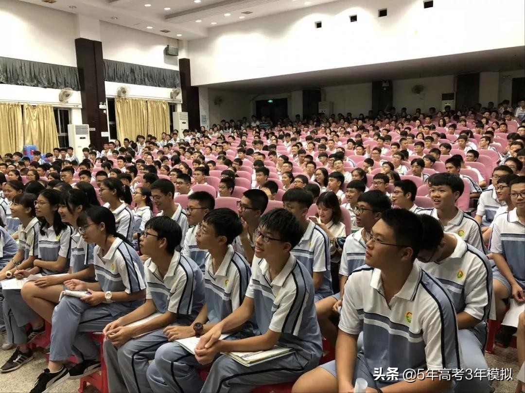 曲一线初中,曲一线同学教材