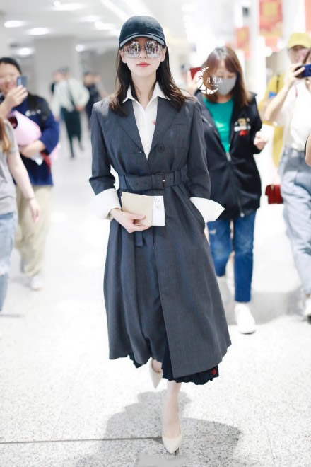 换季不知穿什么?不用担心了,来看看张钧甯和Gigi都是怎么穿的吧