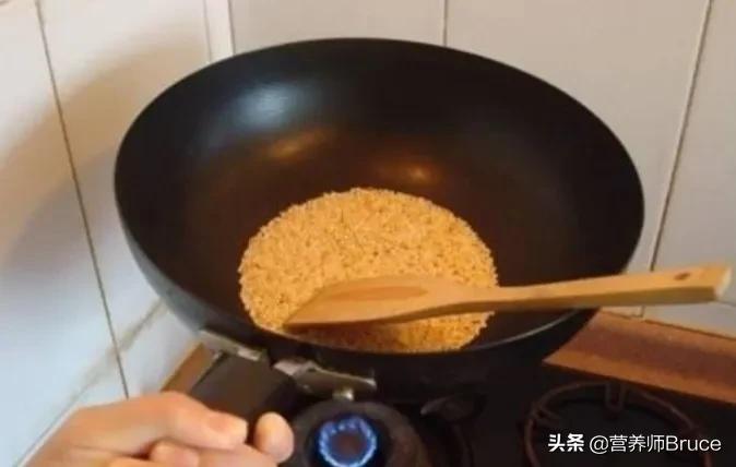 宝宝积食性腹泻的中医治疗方法,孩子积食腹泻怎么办快速解决