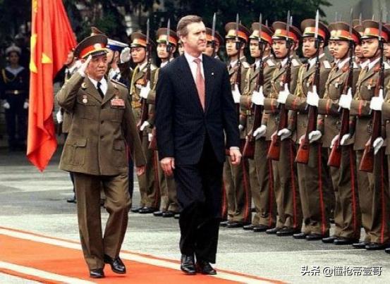 香港警察用什么步枪,ak47第一次阅兵