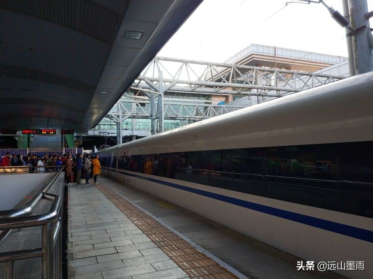 昆明到西双版纳交通发展史,昆明到上海历经多少城市