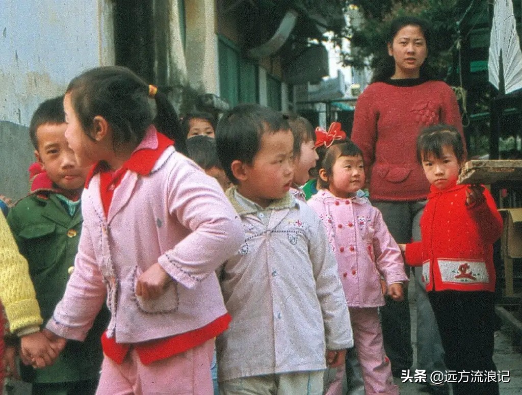 80年代桂林平乐老照片,老照片广西桂林1984年