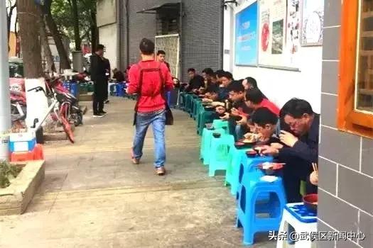 成都地铁2号线沿途景点,成都地铁三号线沿途有哪些景点