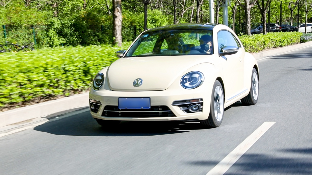 大众甲壳虫老款测评,啊朋友再见加长版