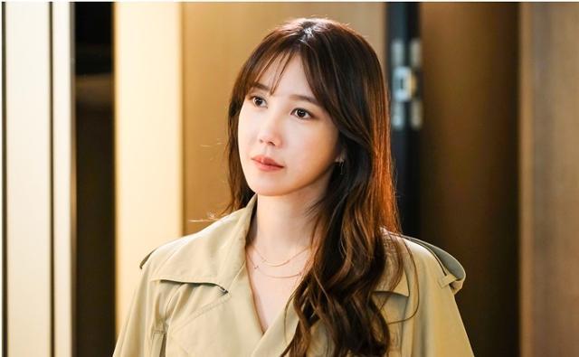 比韩剧精彩!财阀美貌千金和顶流爱豆隐婚、又密恋最帅男演员