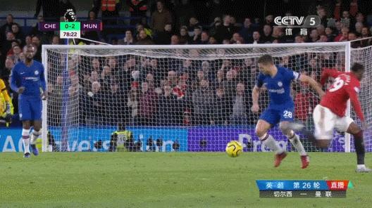 虽远必铲！曼联铲断王狂喷切尔西队长，红魔崛起基石，真香