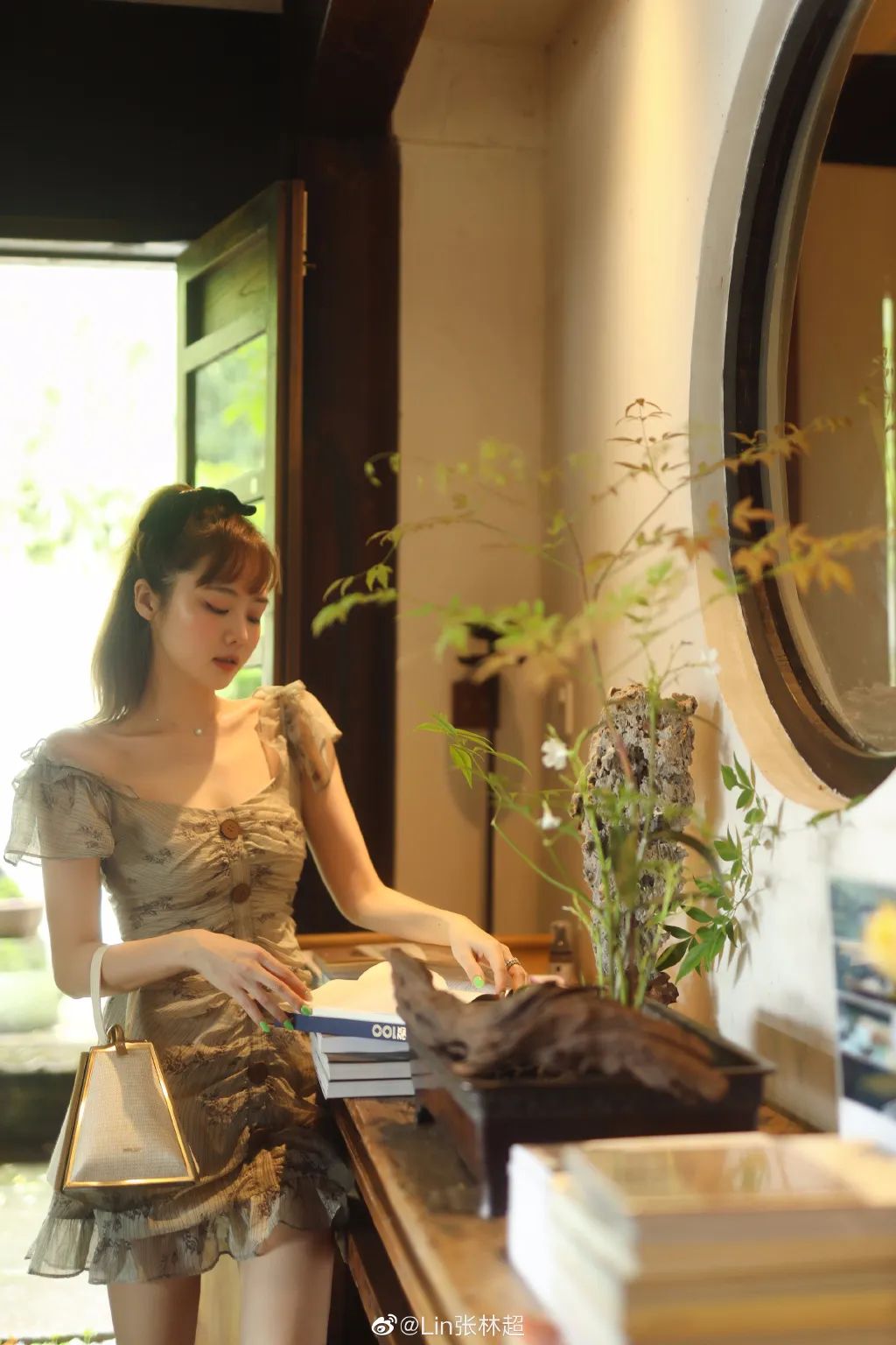 脸大的女生适合哪种脸型,女生脸大的5大特征