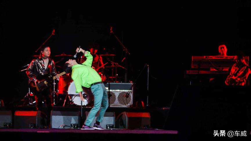 全新一代名爵ZS上市，韩寒、GALA、杨和苏、面孔乐队站台