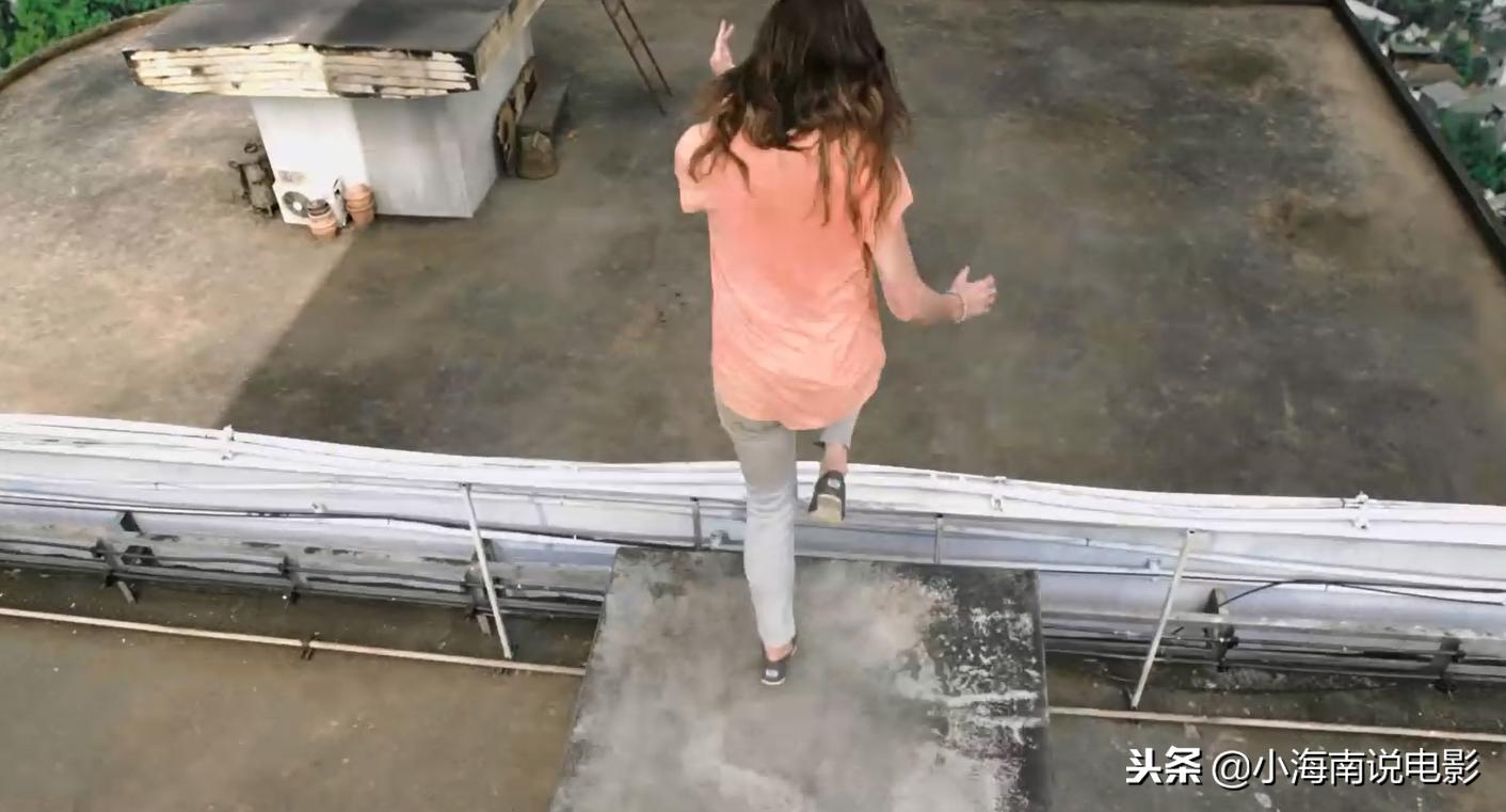 小伙工作却发生意外,小伙上班路上发生了什么事情