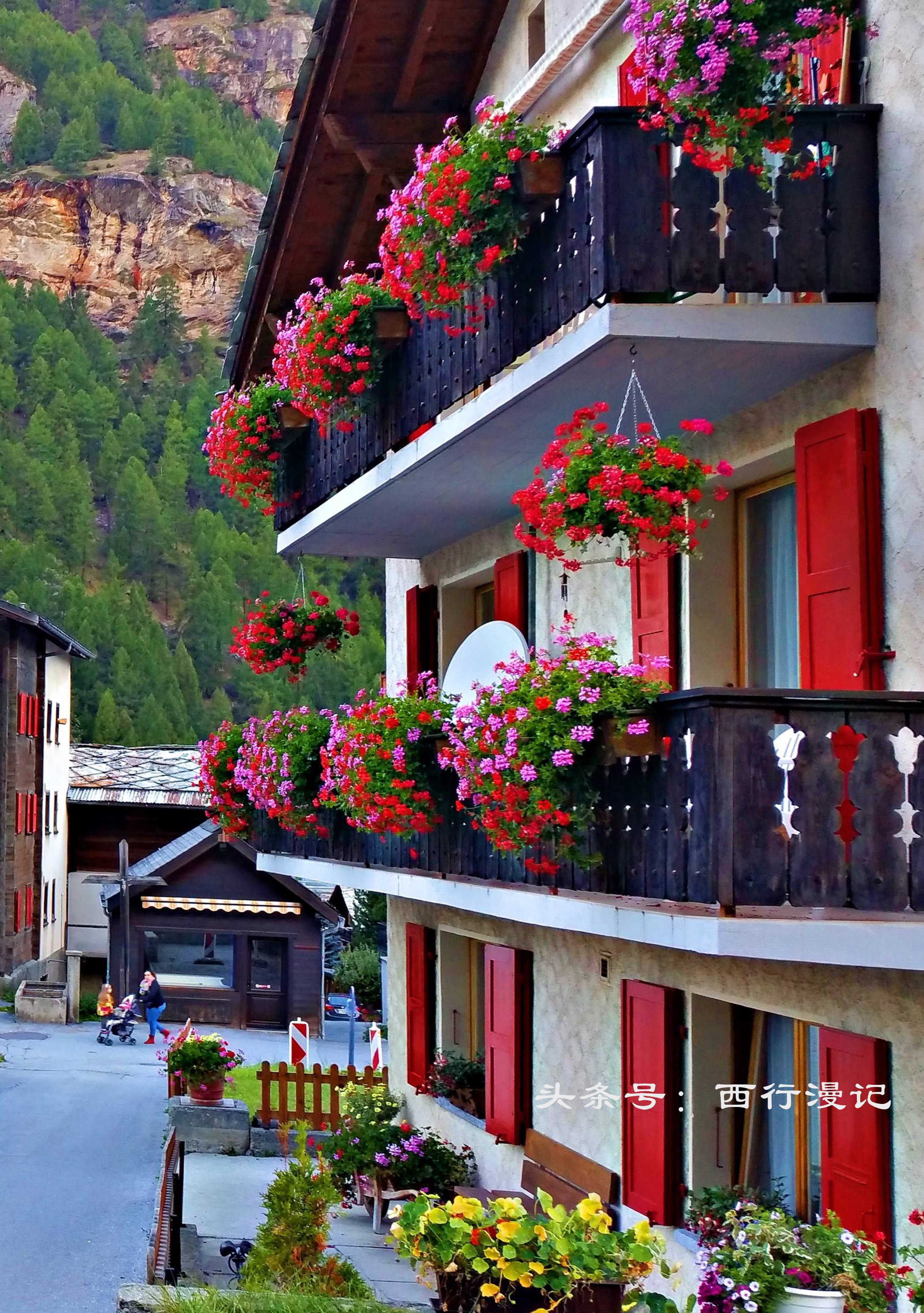 瑞士风景绝美的山,瑞士绝美的山村风光