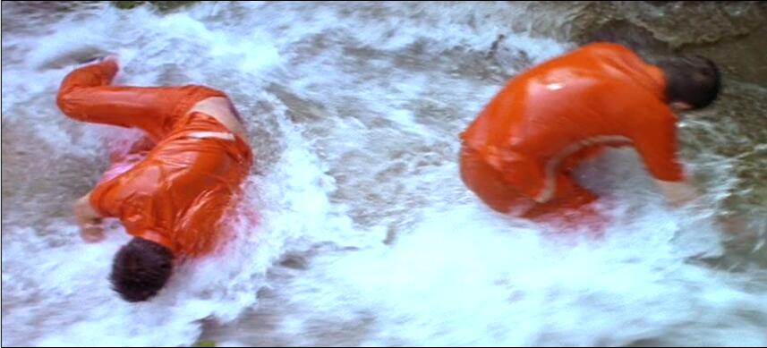 韩国一部黑色幽默的电影,韩国无厘头搞笑电影推荐