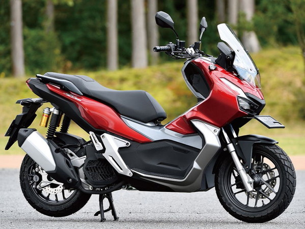 honda全新adv150越野踏板,本田adv150摩托车试驾