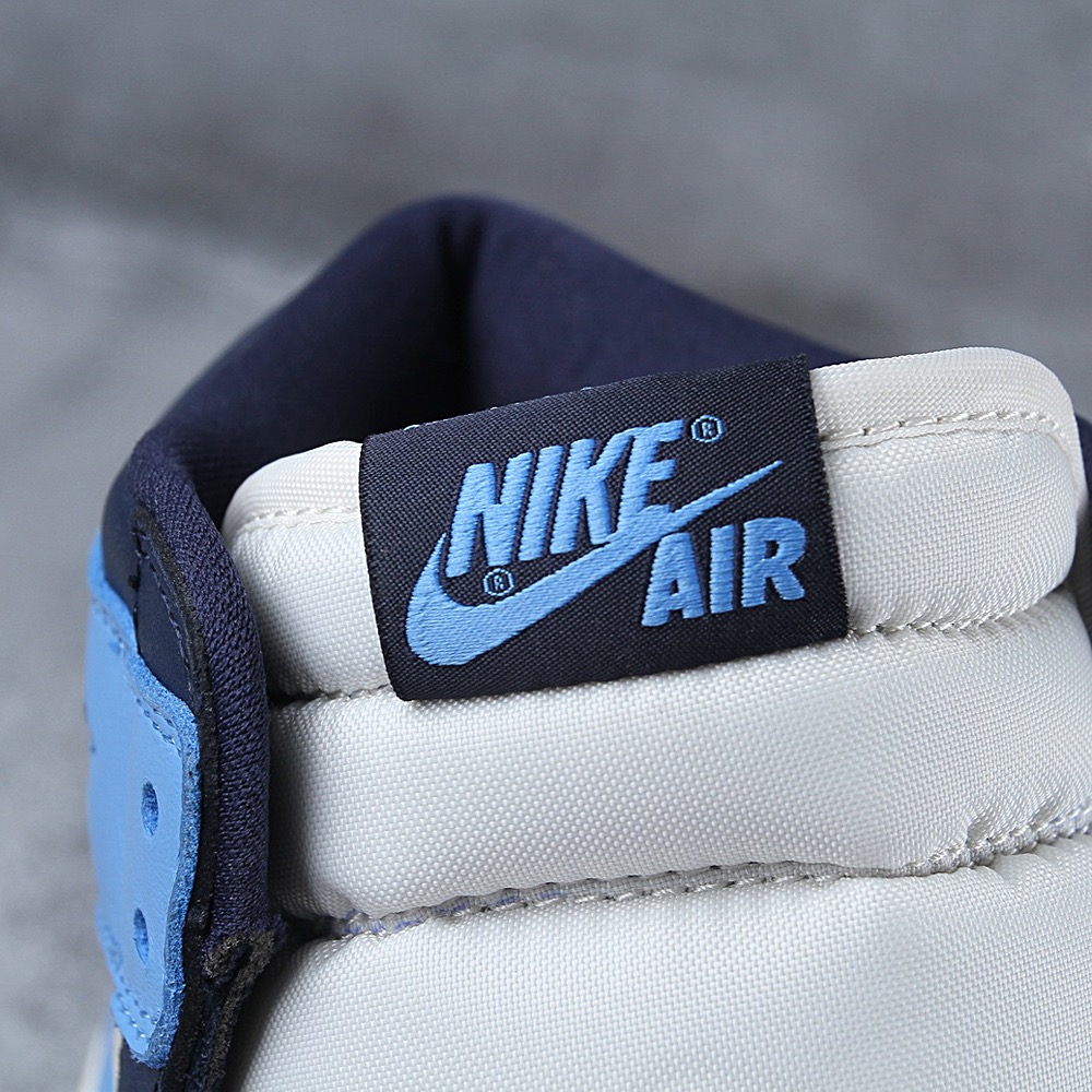 aj1黑曜石北卡蓝搭什么裤子,aj1黑曜石北卡蓝上脚