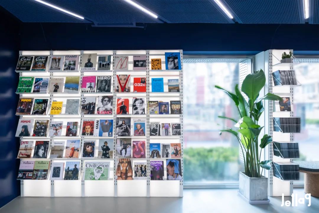 在成都看了一场浪漫的美术展,去古代邂逅一场书展