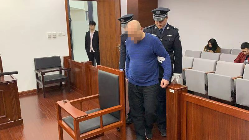 代购逃税被查,奢侈品走私偷税漏税辩护