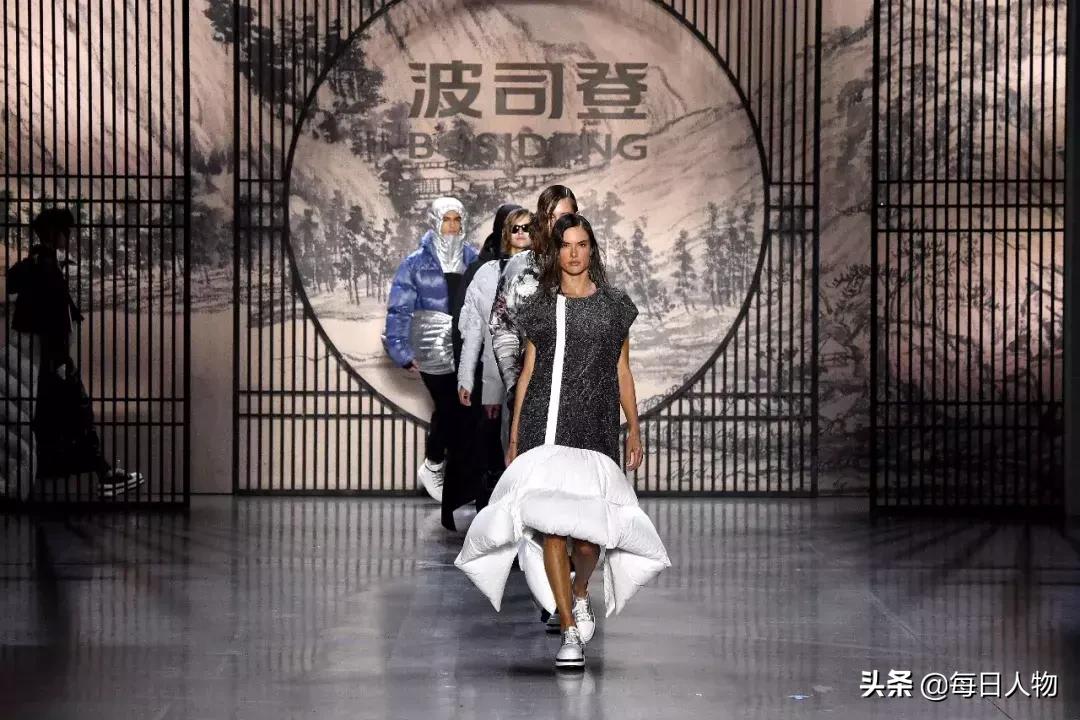 波司登羽绒服今年换设计师了吗,设计感羽绒服波司登