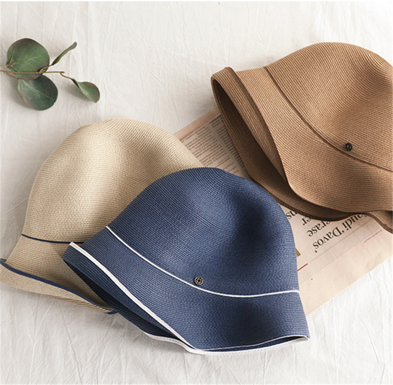 嘿！酷女孩，你的渔夫帽