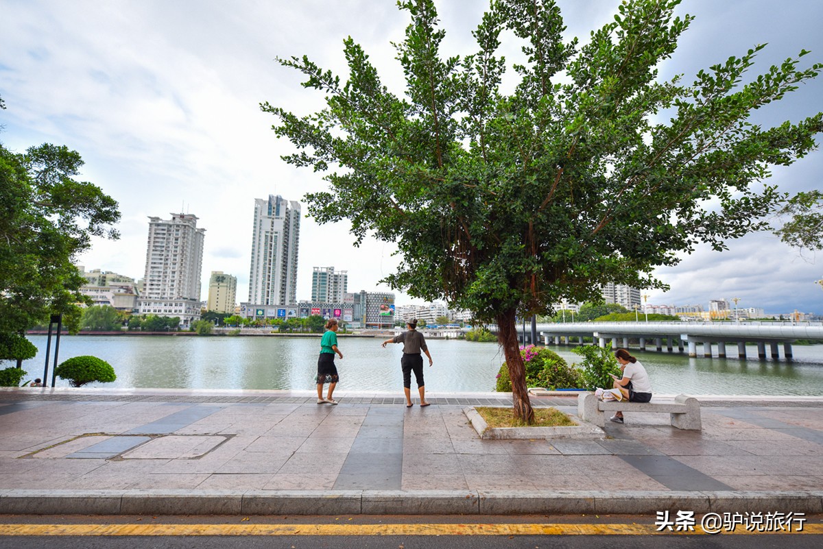 撮一顿海鲜自助,搓一顿火锅大排档套餐
