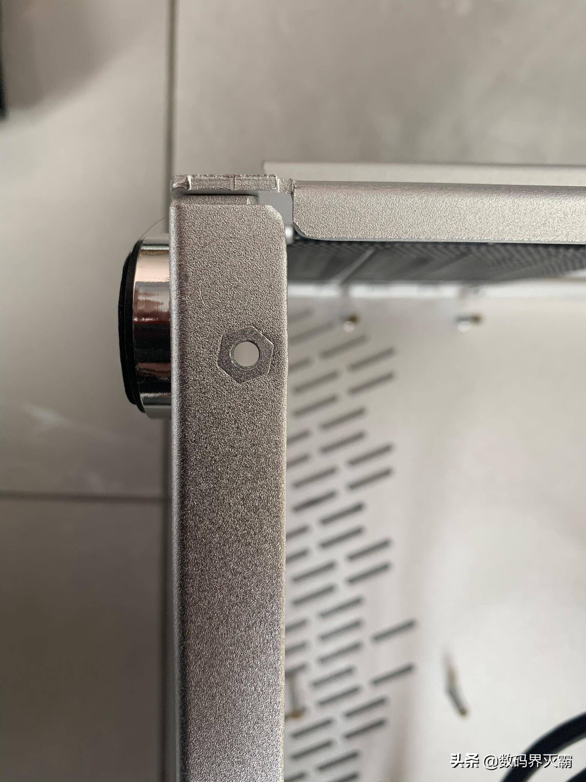 电脑小白穷折腾,我需要一台小机箱,雷匠,Rayarti-M3机箱使用分享