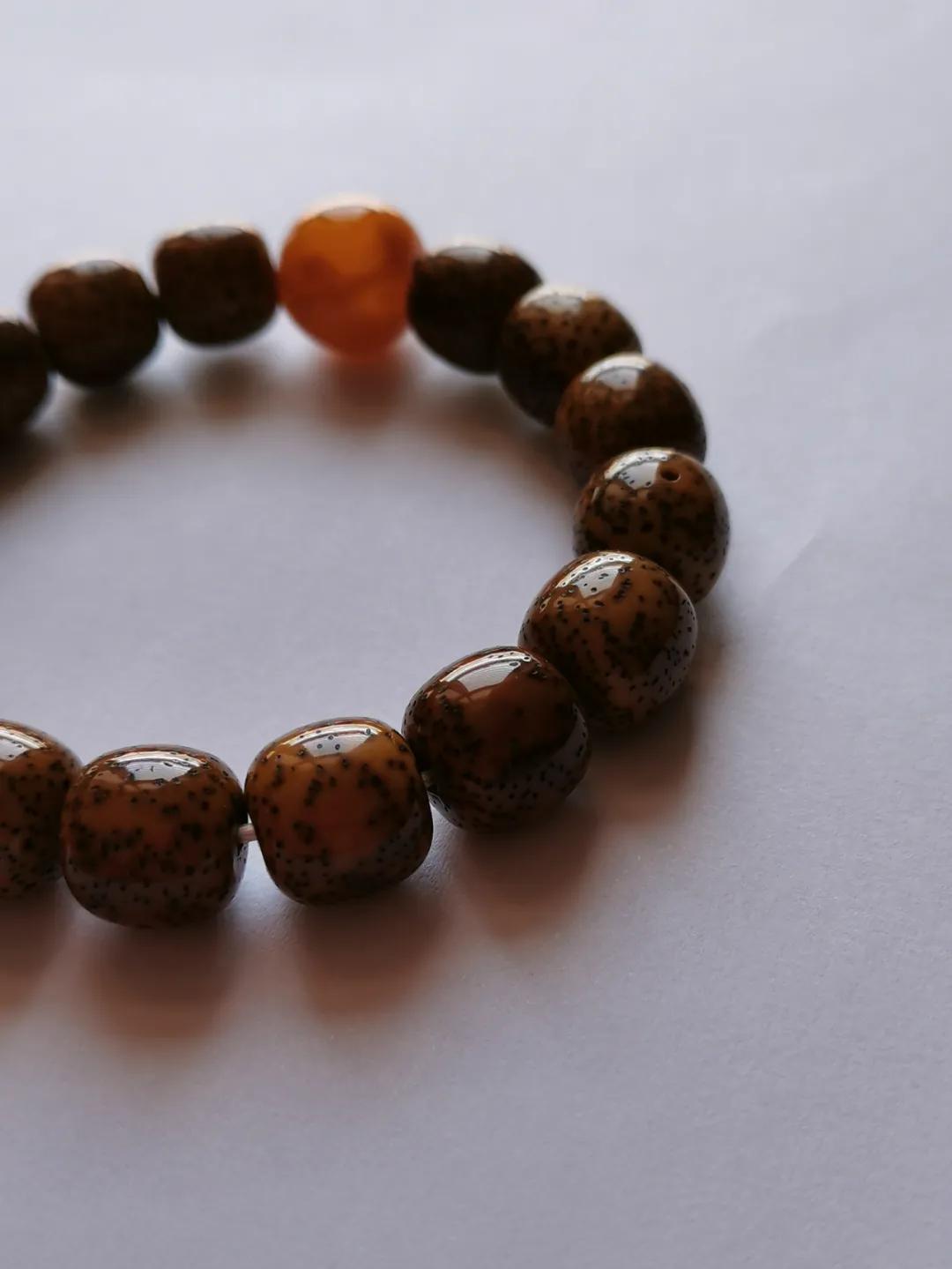 盘了一段时间的金刚还能用水泡吗,玉化金刚最新消息