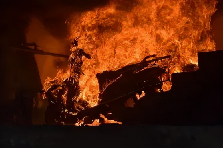 电器起火可以用哪些灭火器扑灭,电瓶车火灾应该用什么灭火器