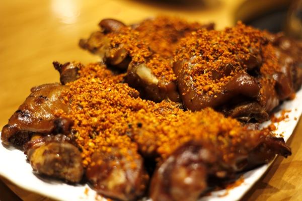 东北饮食文化圈包括,东北饮食文化水绕山环