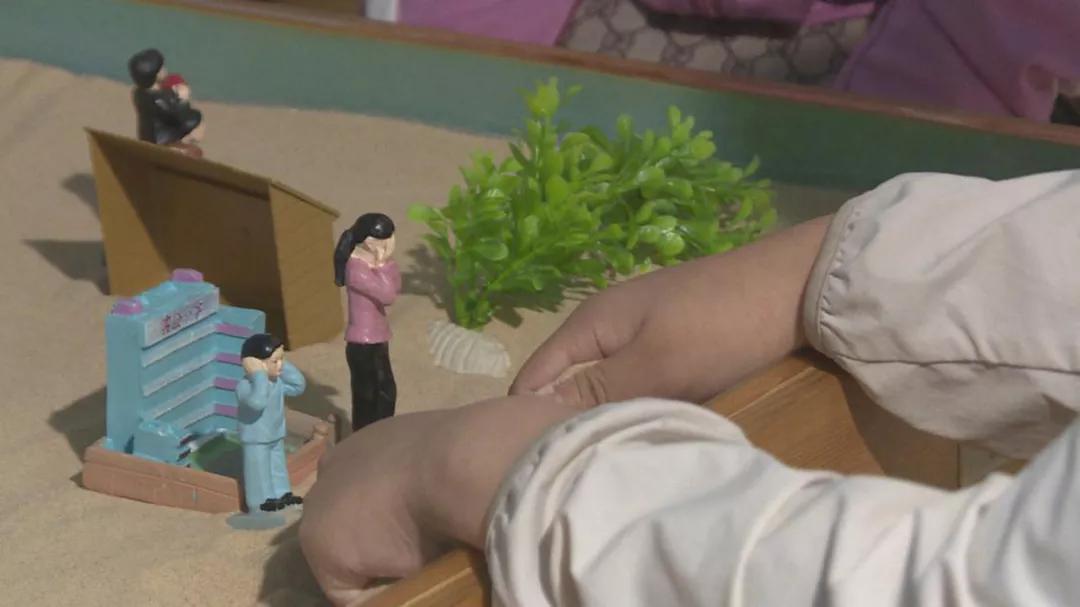 榜样在身边宣传模板,榜样在身边文章