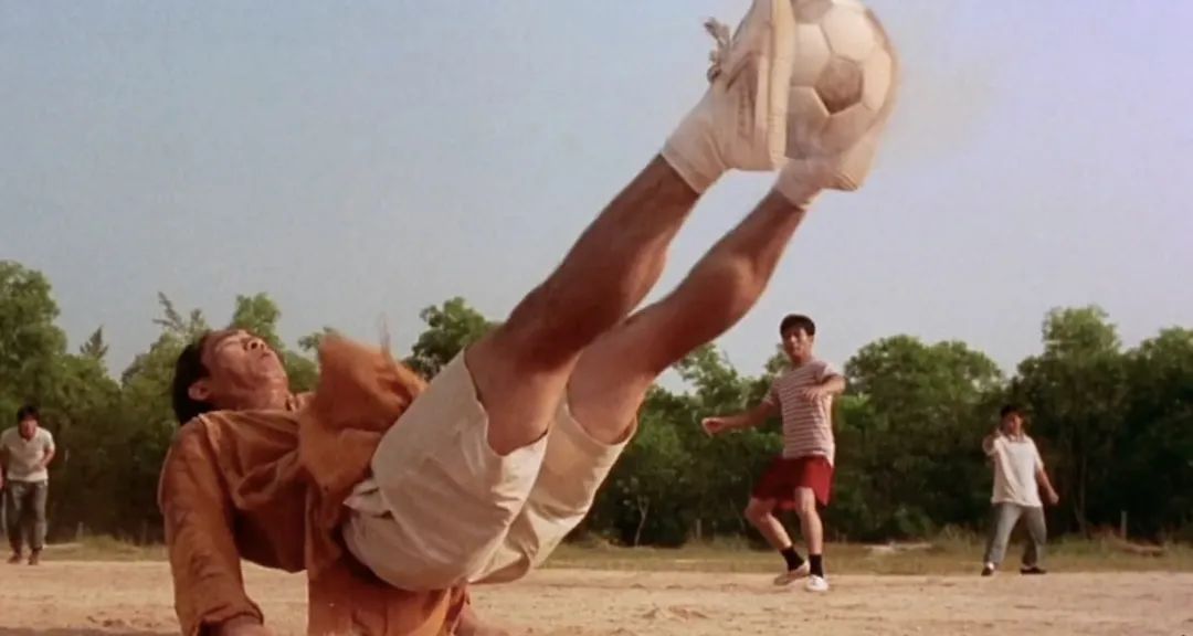 少林足球是不是周星驰的得意之作,周星驰的少林足球有多么经典