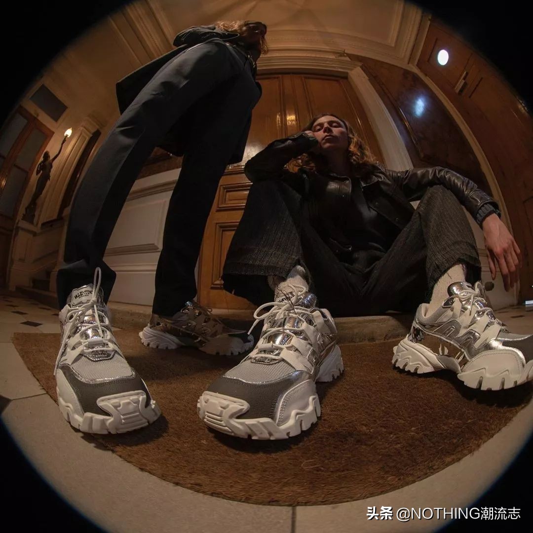 近期比较火的时尚品牌,十大潮流时尚品牌