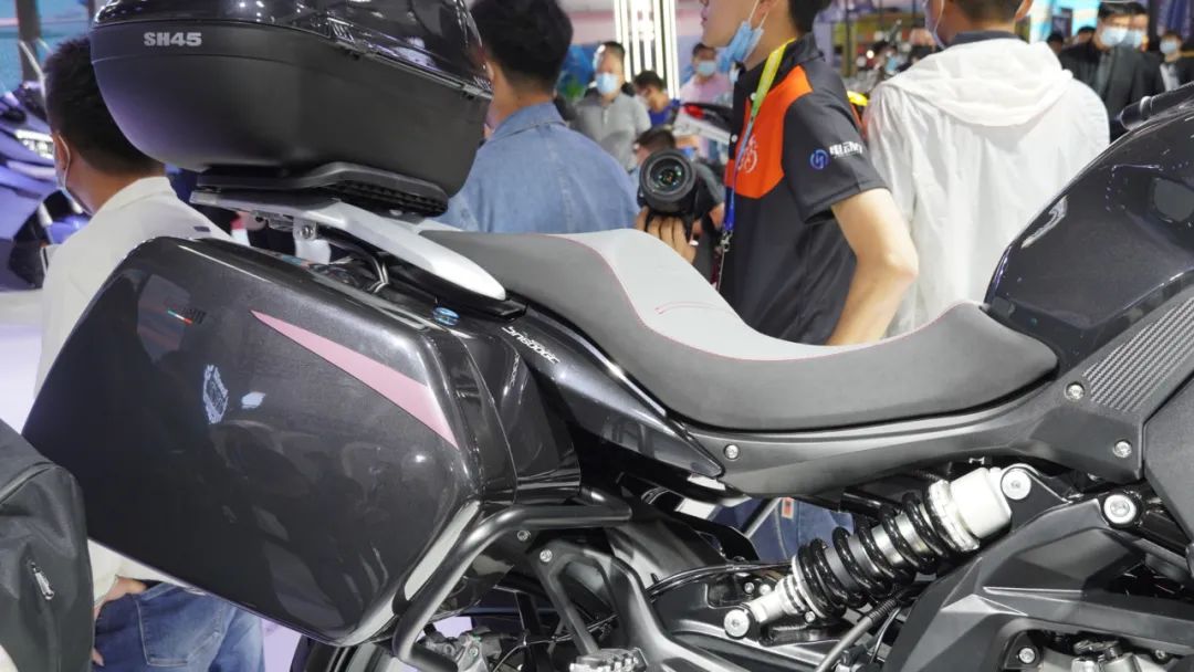 北京车展|赛250公布售价19999元/贝纳利黄巡5.98万，1200GT9.98万