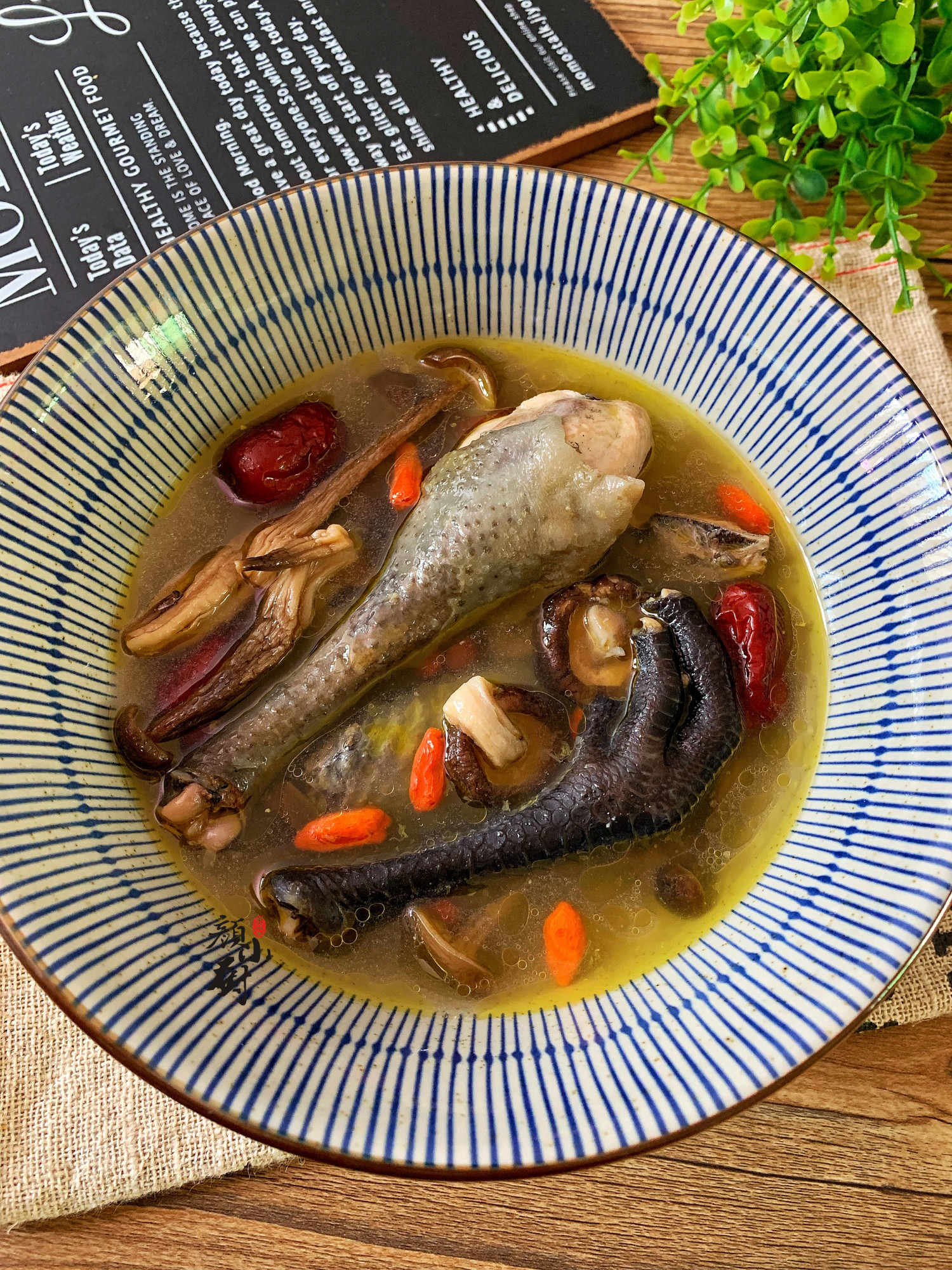 秋天清淡汤的100种做法大全,秋天煲什么汤利于孩子长高最合适