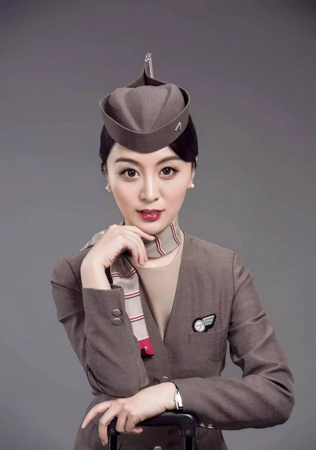 世界航空公司空姐制服,世界航空服