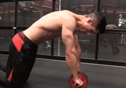 腹肌轮能不能练出腹肌,腹肌轮真的能练出腹肌吗