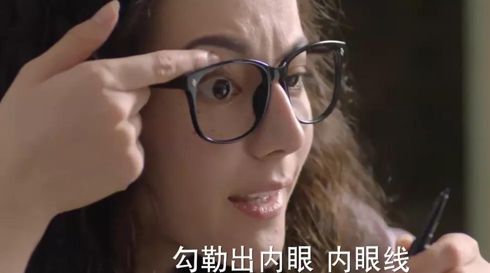 丑女变美后惊艳的瞬间,丑女变身前后对比照片