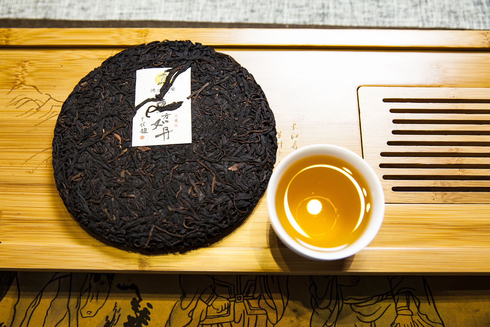 经常喝红茶有什么功效和作用,女人喝红茶十大功效