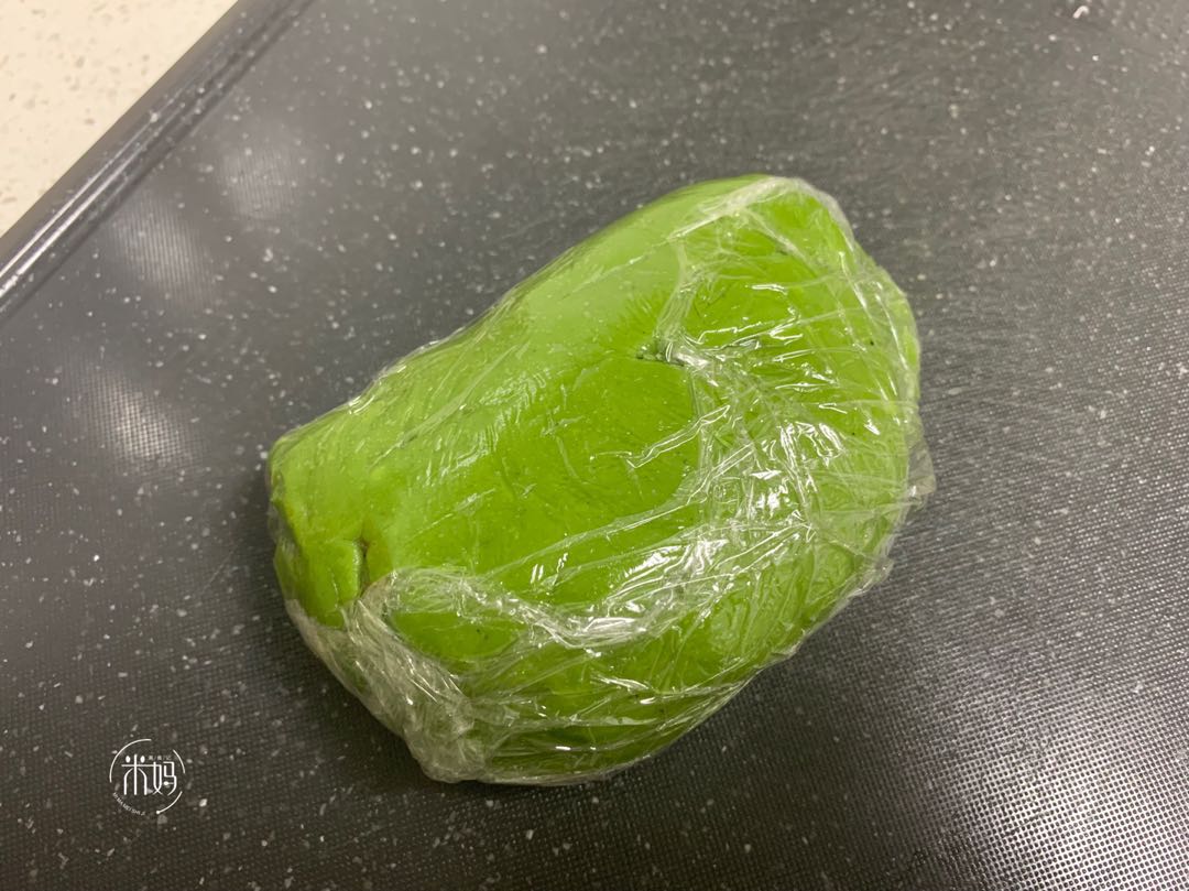 糯米粉这样做真好吃筷子一搅,只用牛奶和鸡蛋做蛋糕和糯米粉