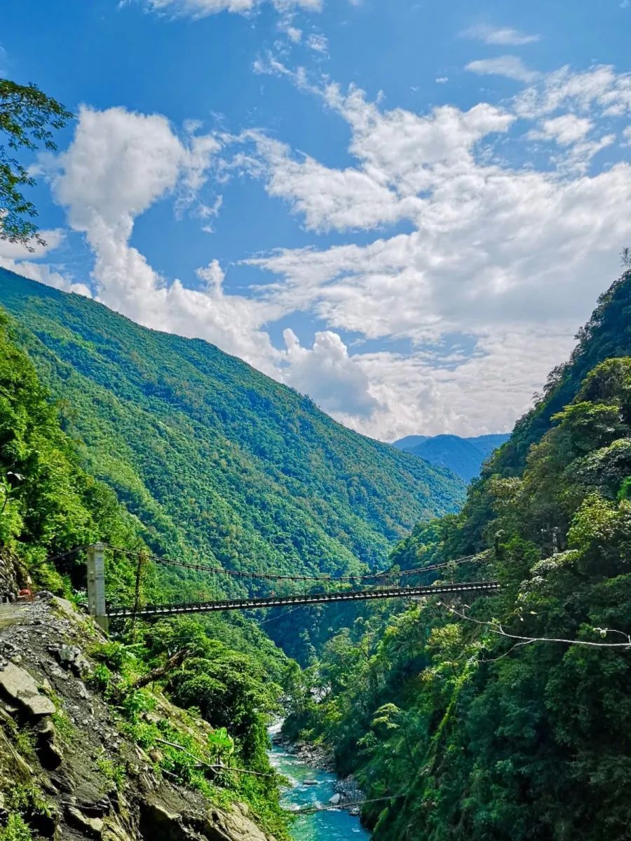 这座县城进去就要收费，门票210元却游客不断，你猜到是哪了吗