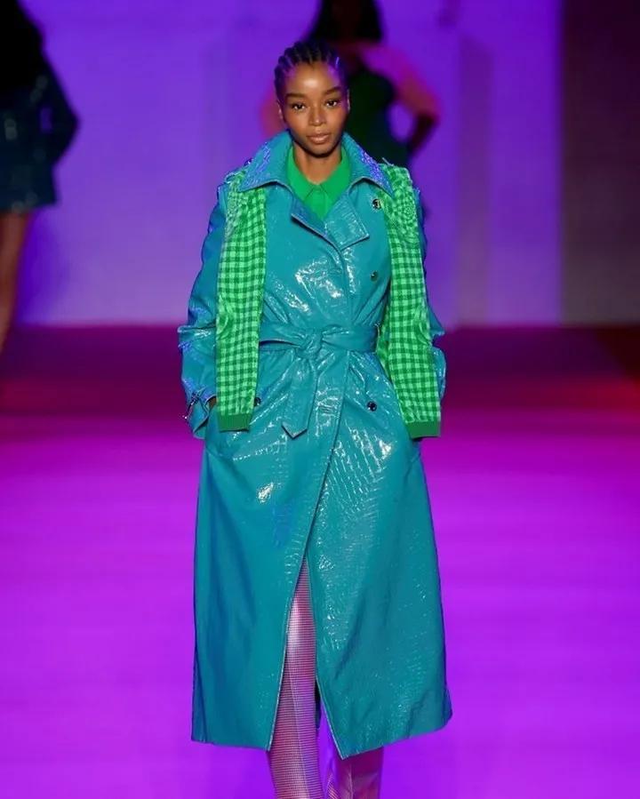 明星同款针织衫日常穿搭,秋天衣服推荐女毛衣