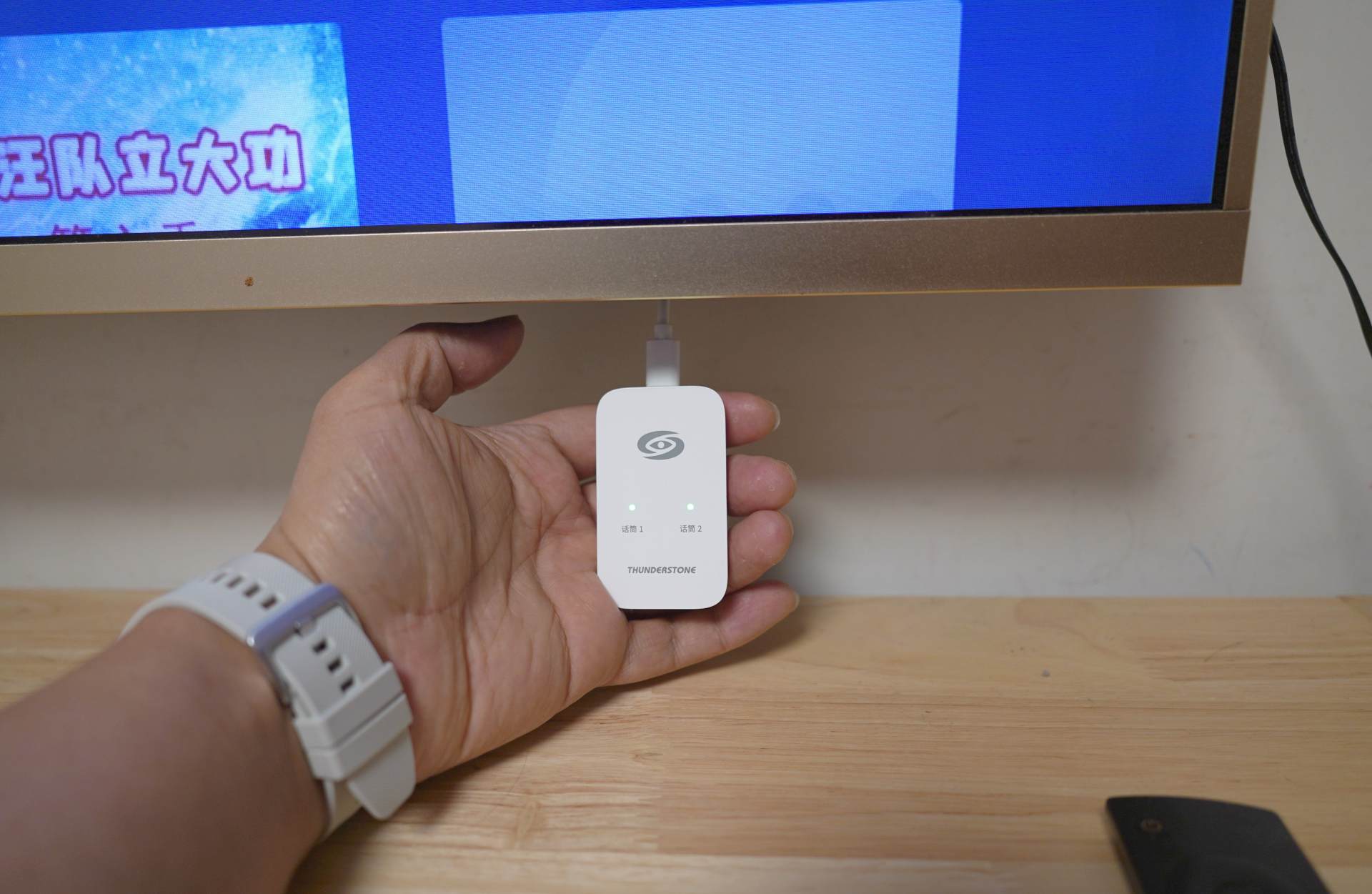 雷石k歌麦克风小程序,特斯拉雷石ktv麦克风有必要买吗